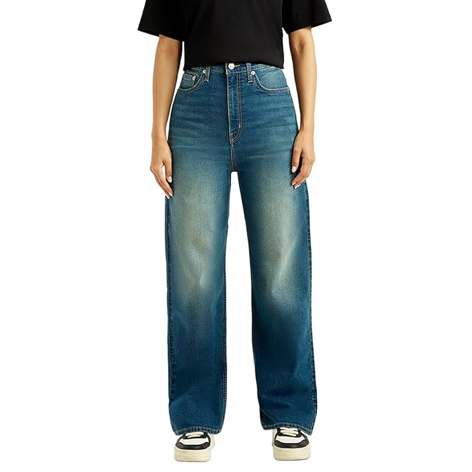 Levi Women Straight Jeans